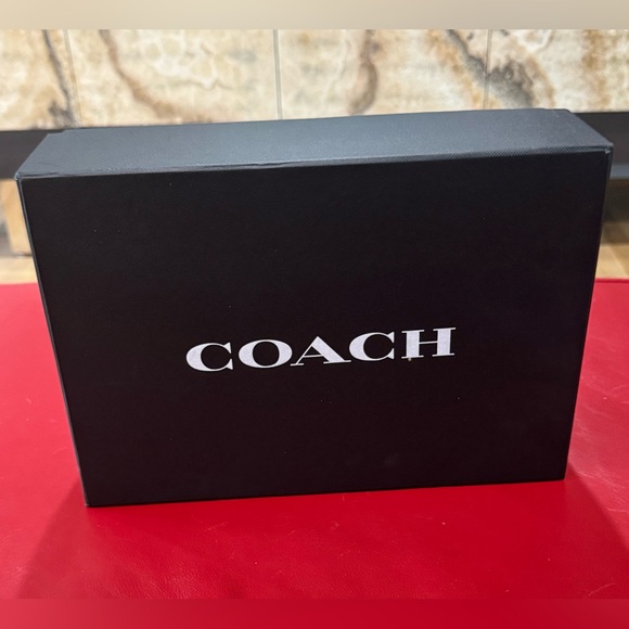 Coach x Keith Haring Leather Sneaker Women’s size 10 -unworn - box included - Picture 11 of 11